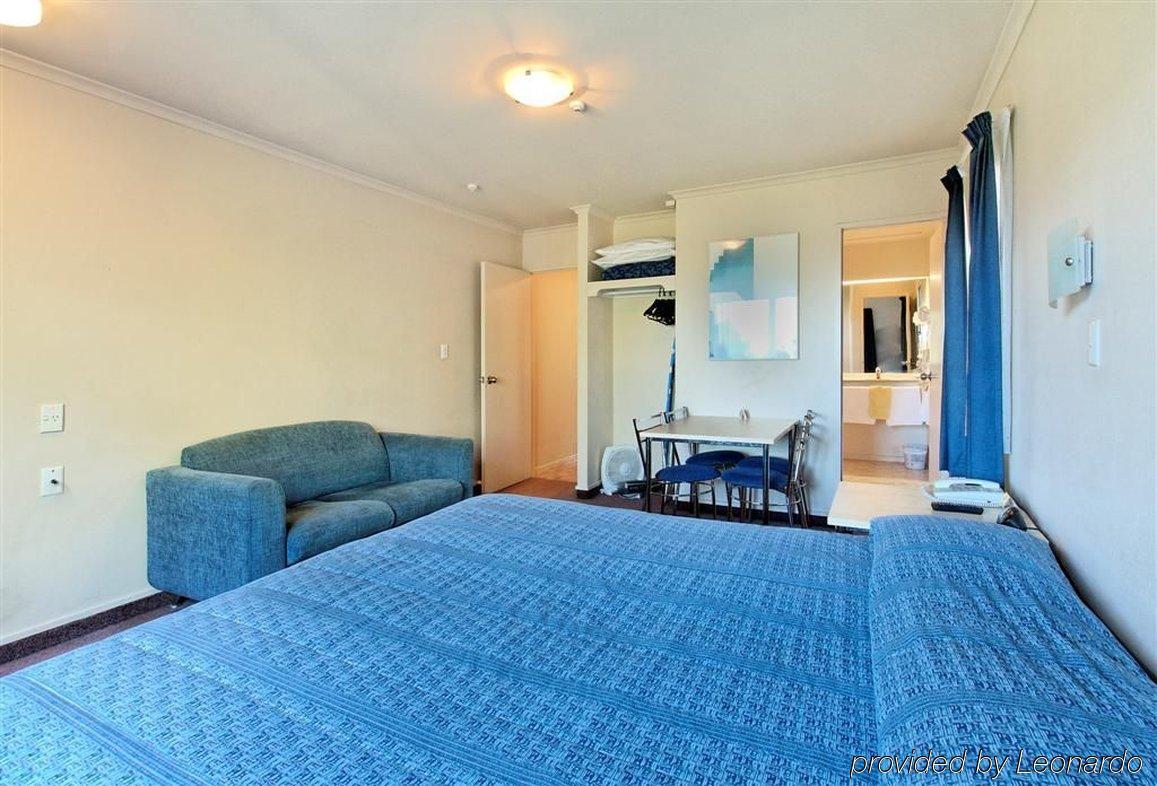 Asure Camelot Arms Motor Lodge Auckland Room photo